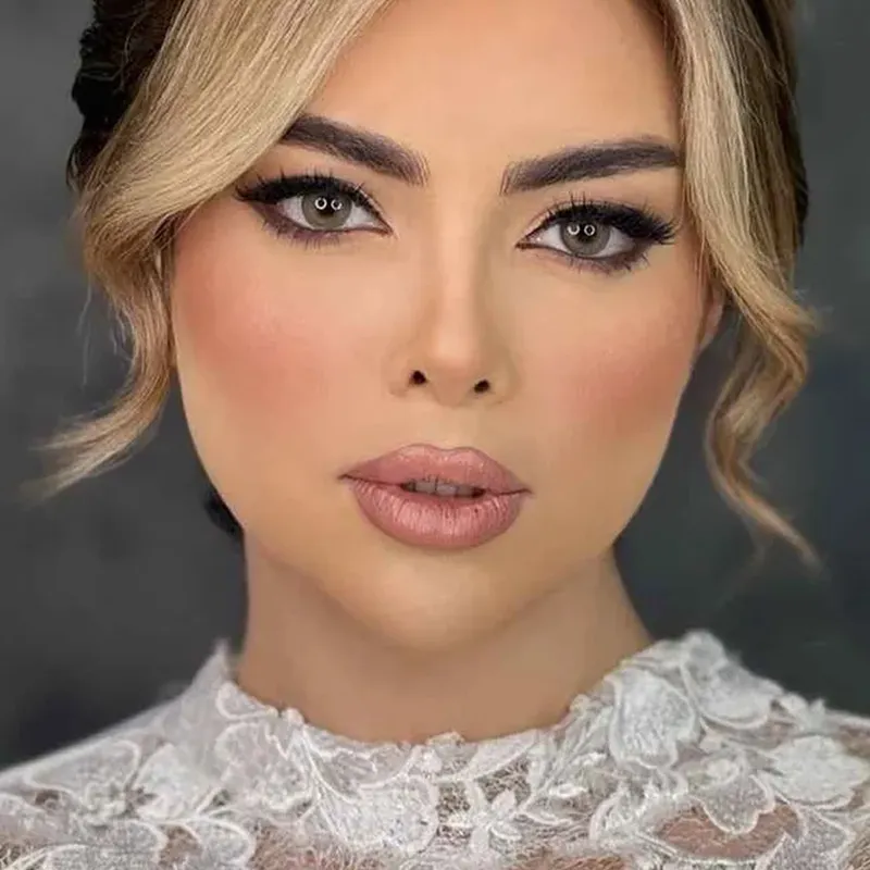 میکاپ آرتیست خرم آباد 